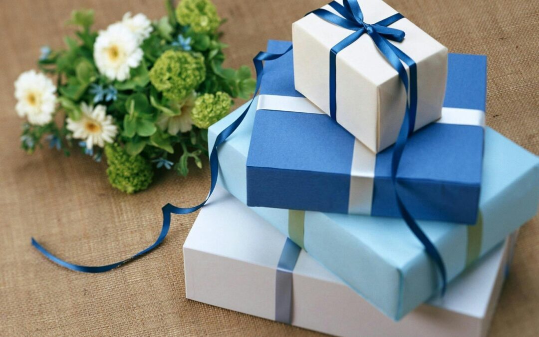 Holiday shipping tips